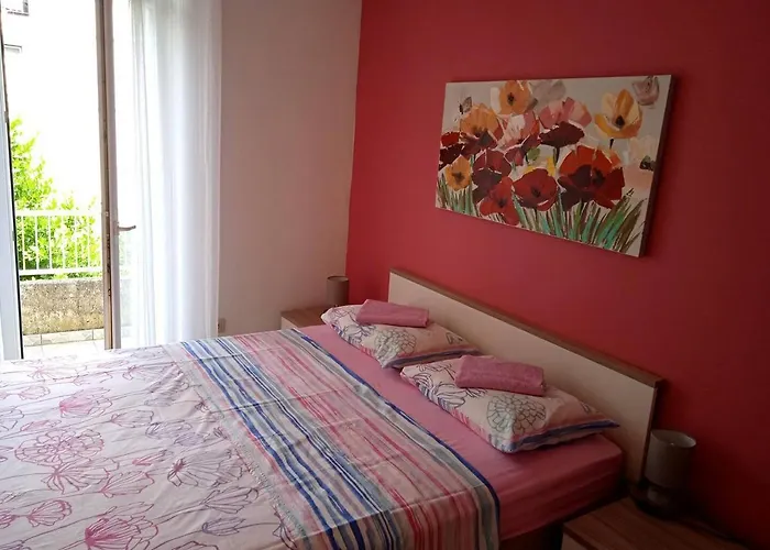 Dr. Jo~ 2 Bedroom Apartment With Free Parking ~