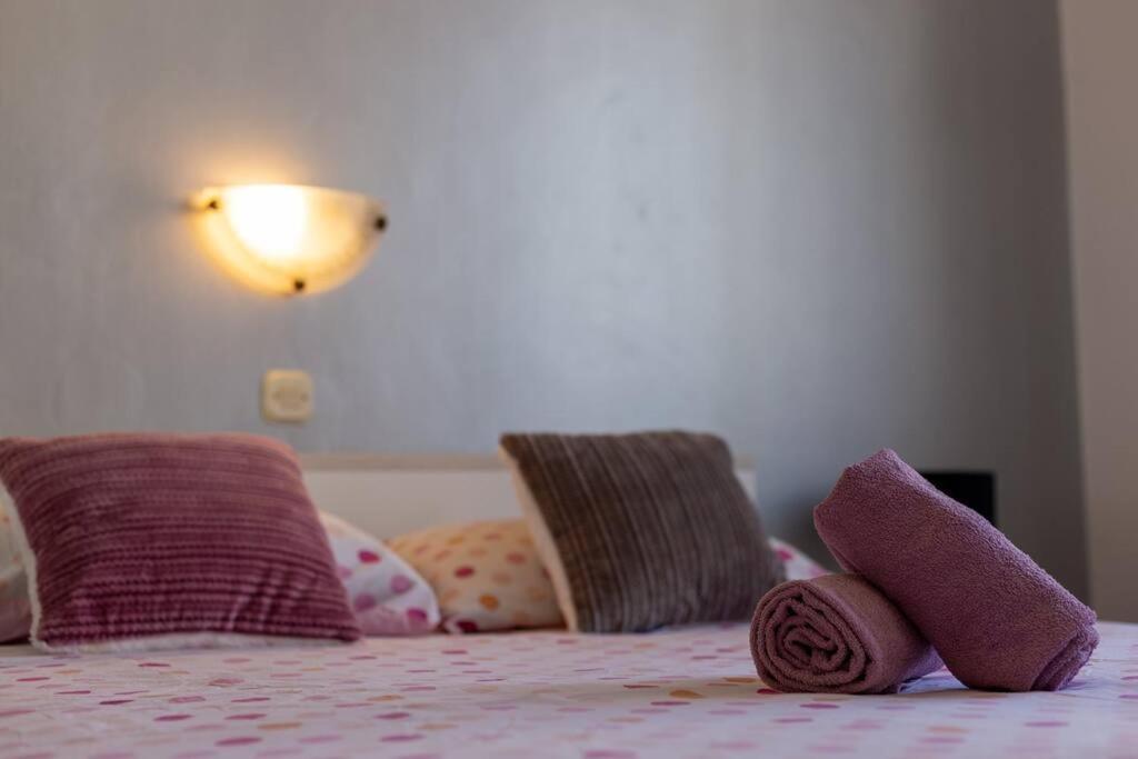 Dr. Jo~ 2 Bedroom With Free Parking ~ Apartment