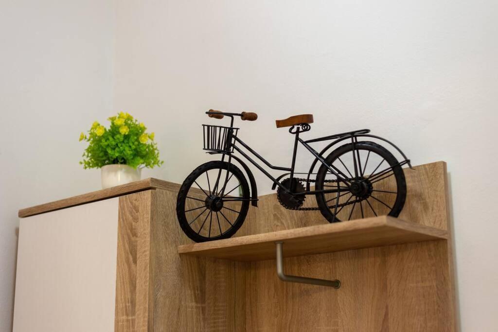 Dr. Jo~ 2 Bedroom With Free Parking ~ Apartmán